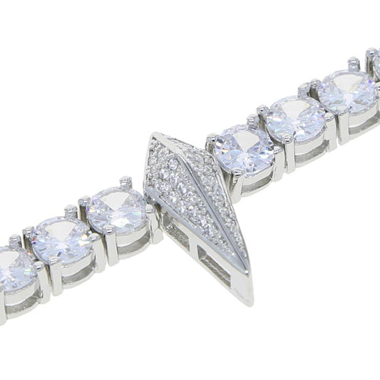 What Is a Thorns Tennis Bracelet?