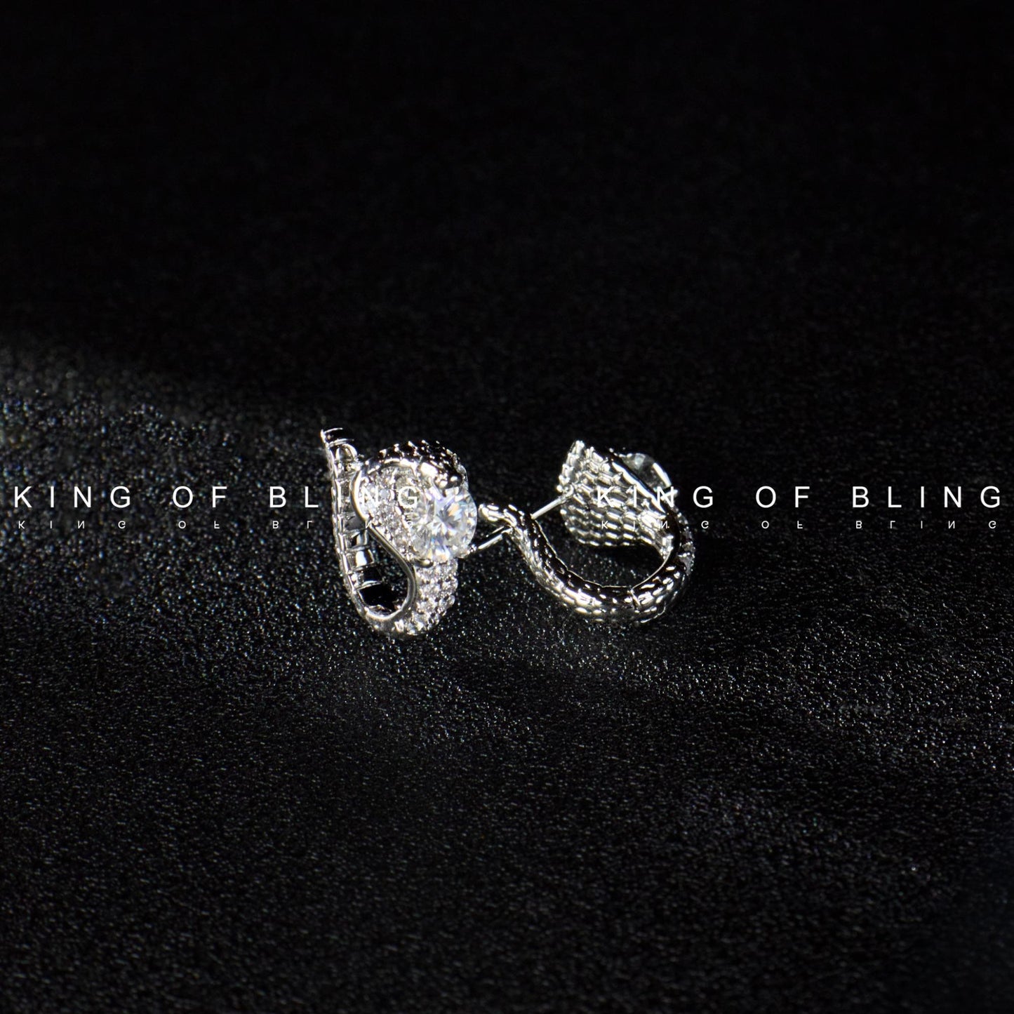 [LUMI15] Real Synthetic Moissanite King Cobra Earring