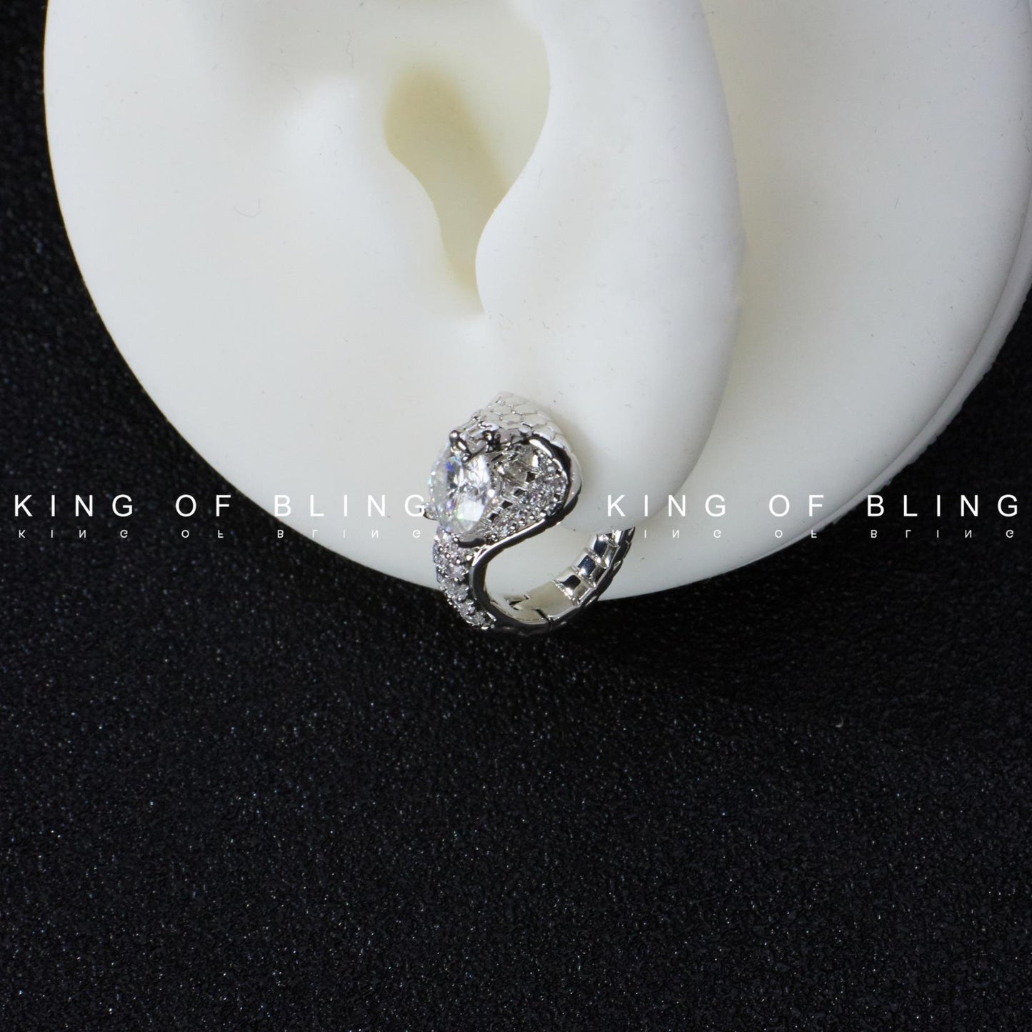 [LUMI15] Real Synthetic Moissanite King Cobra Earring
