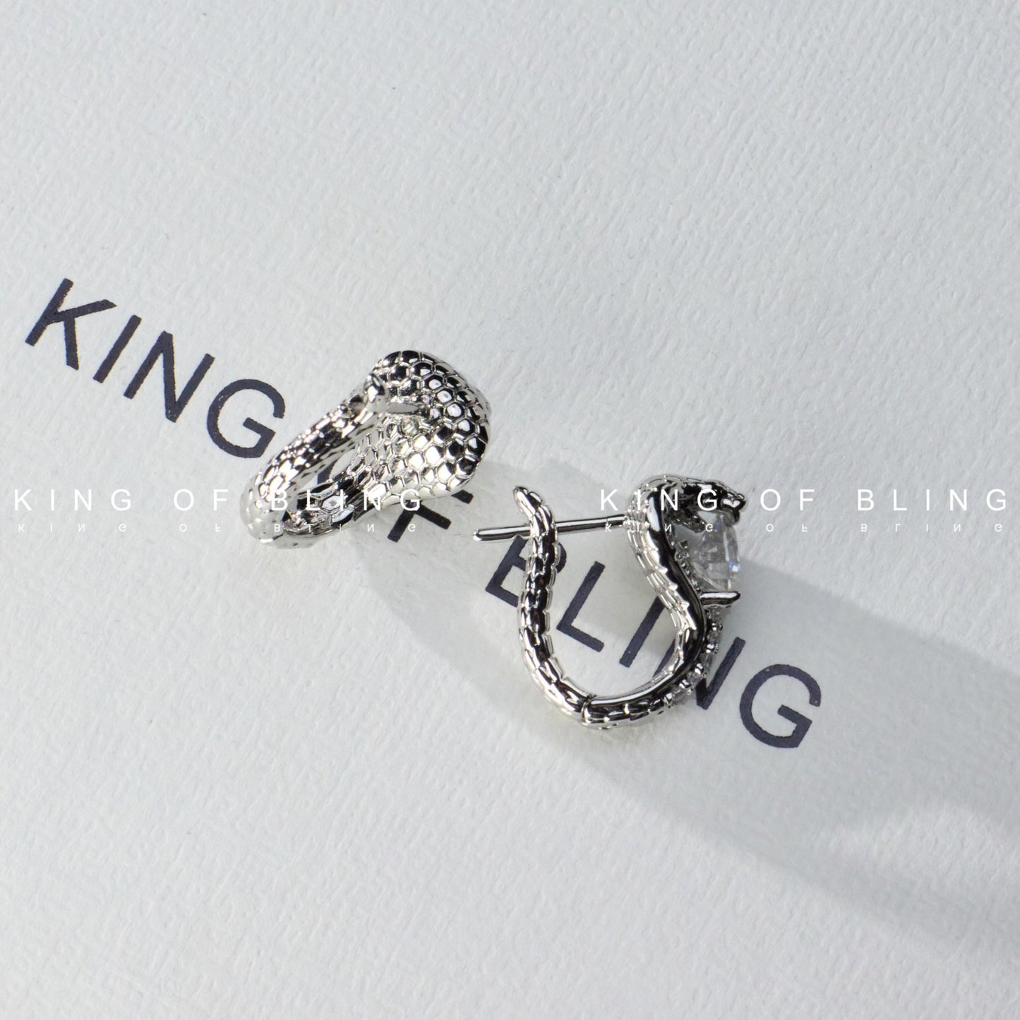 [LUMI15] Real Synthetic Moissanite King Cobra Earring